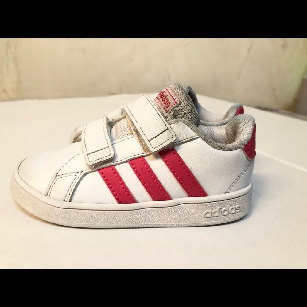 Adidas Toddler Girls Size 8 Pink and White Shoes